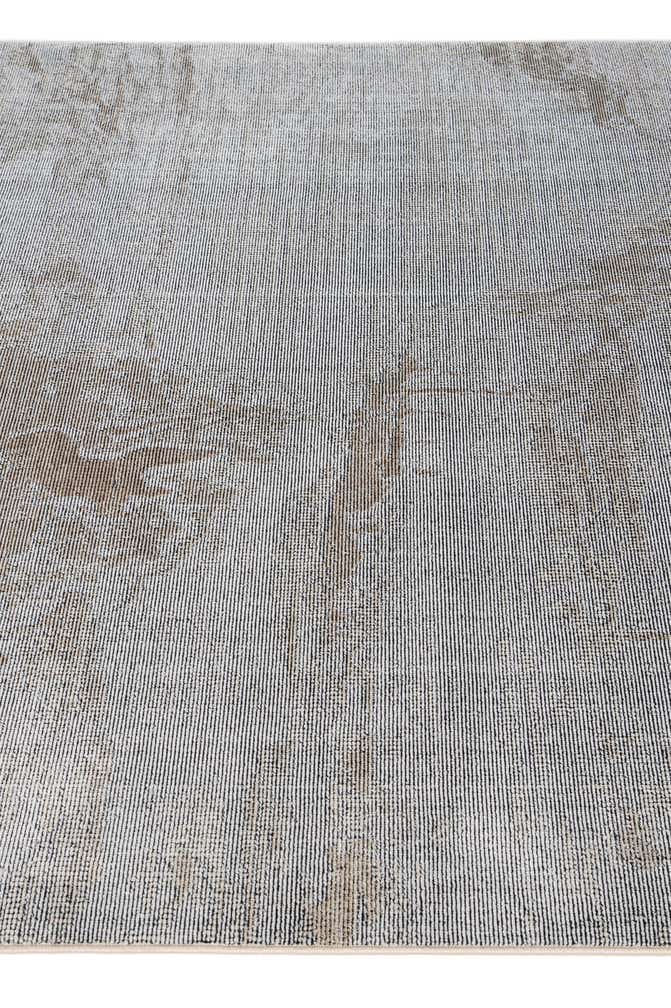 5' 4 x 7' 9 Lola Rug