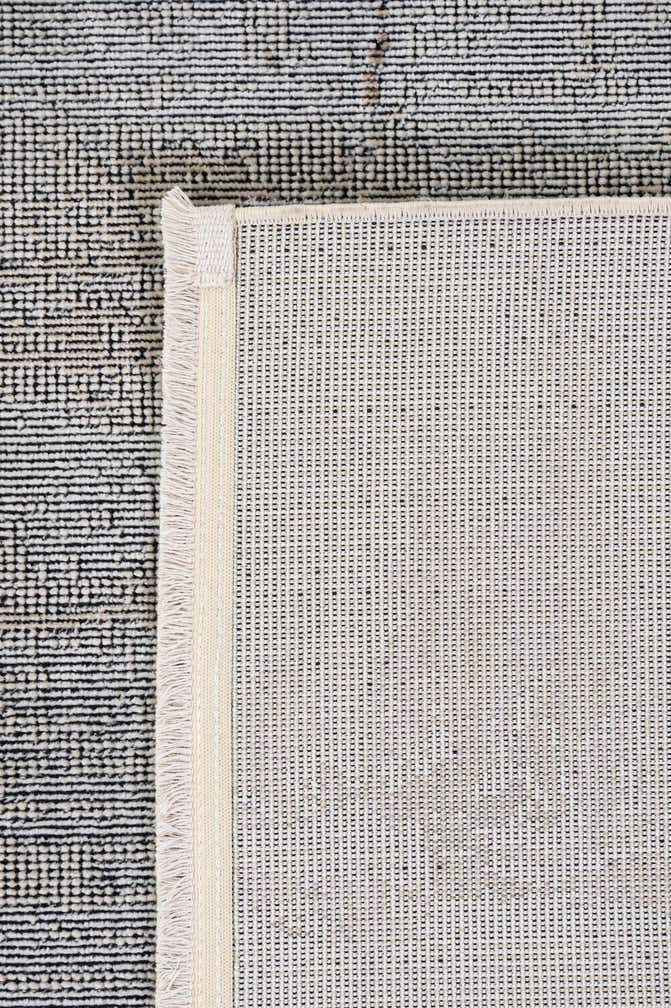5' 4 x 7' 9 Lola Rug