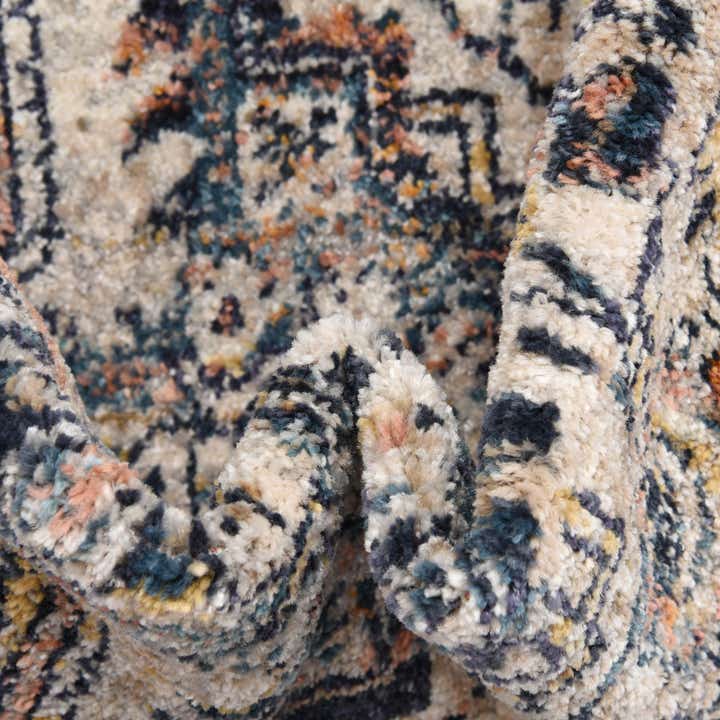 7' 10 x 10' 2 Lola Rug