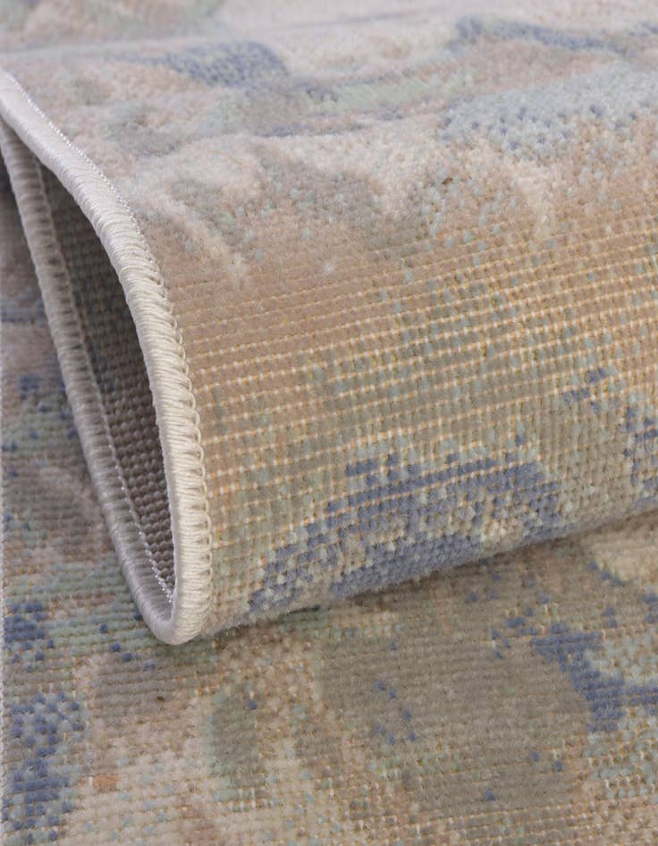 Detail image of 4' x 6' Lotus Rug