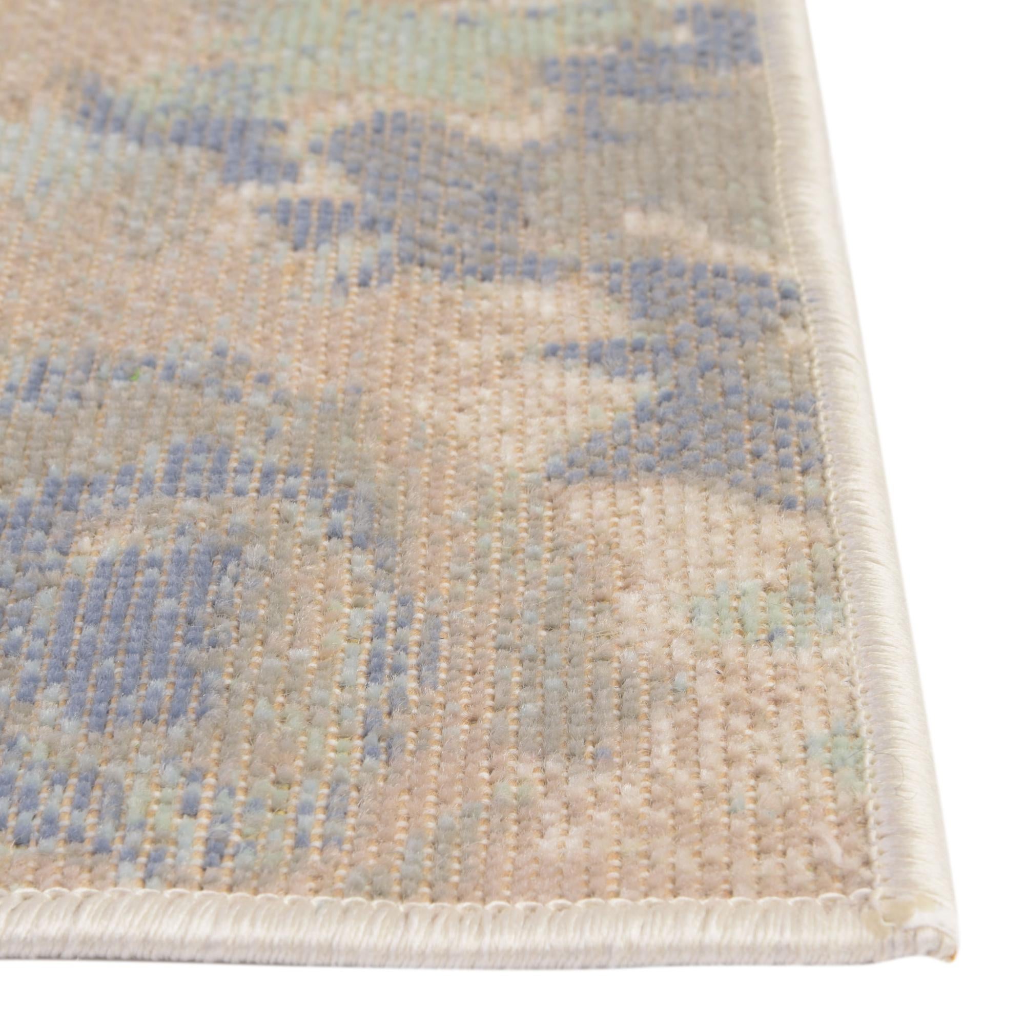 4' x 6' Lotus Rug