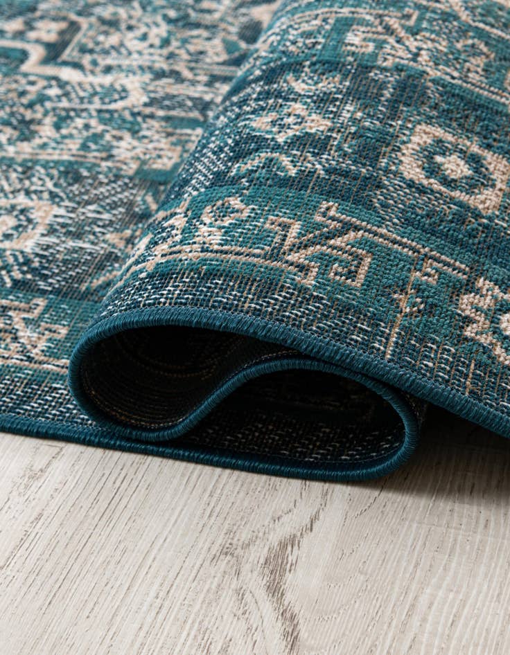 Detail image of 4' x 6' Lucerne Rug