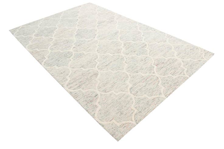 Detail image of 5' 1 x 8' Luna Rug