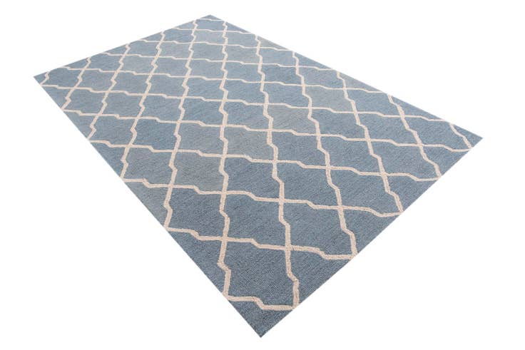 Detail image of 5' 1 x 8' Luna Rug