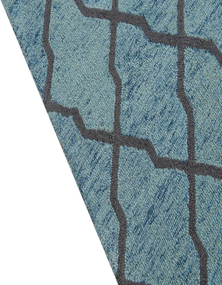 Detail image of 5' 1 x 8' Luna Rug