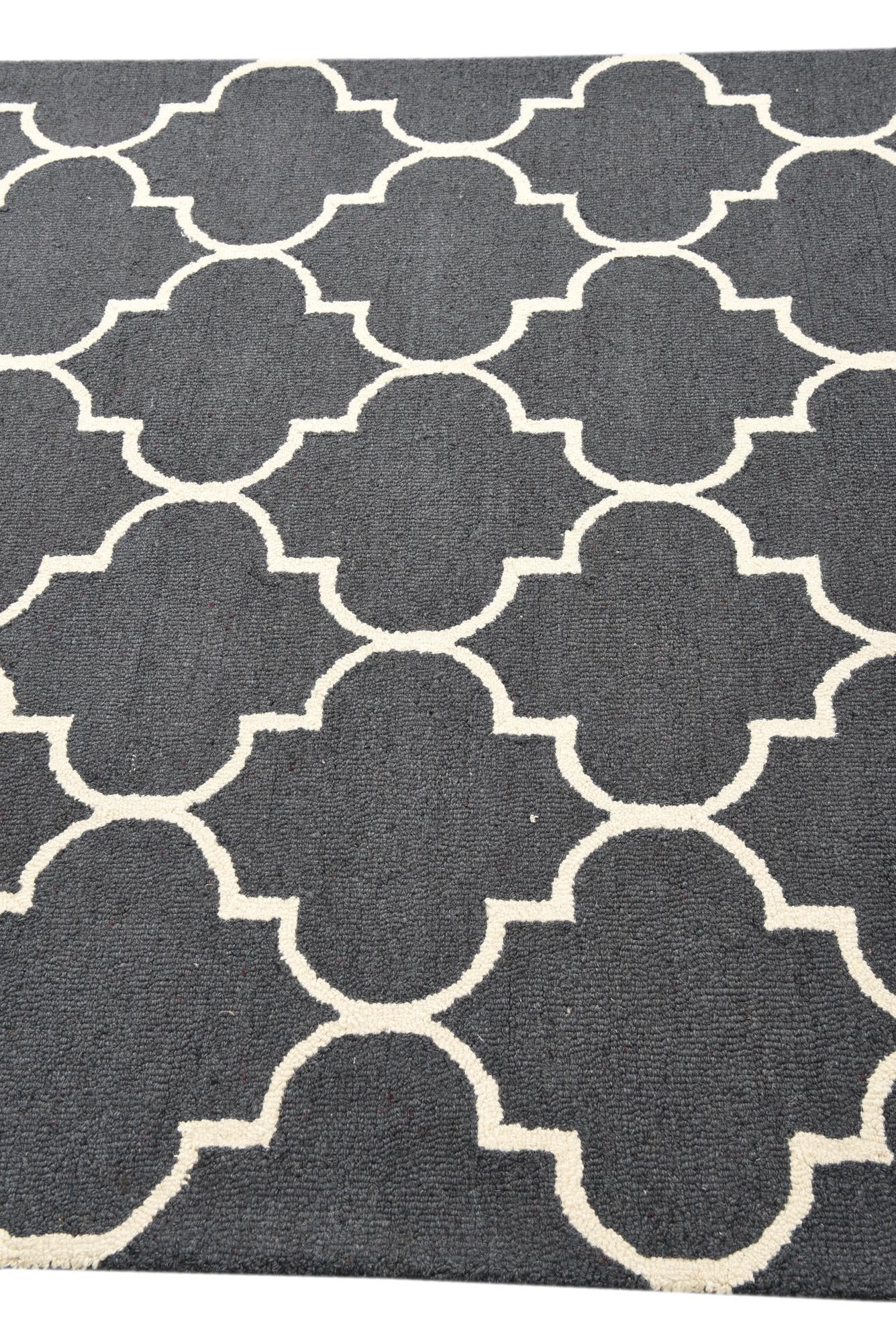 5' 1 x 7' 10 Luna Rug