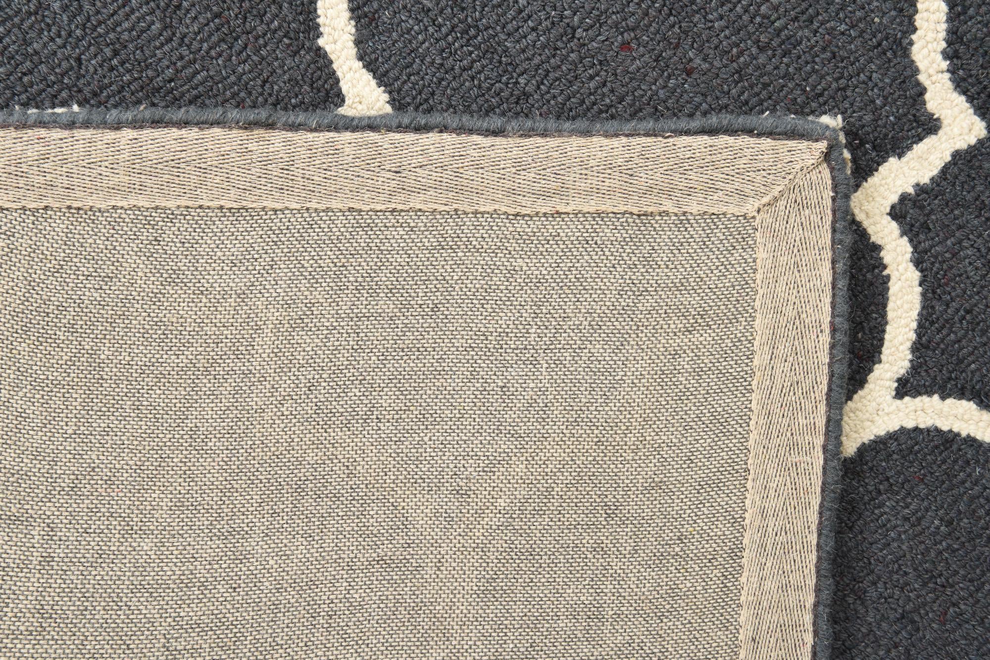 5' 1 x 7' 10 Luna Rug