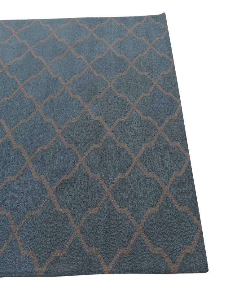 Detail image of 5' x 8' Luna Rug