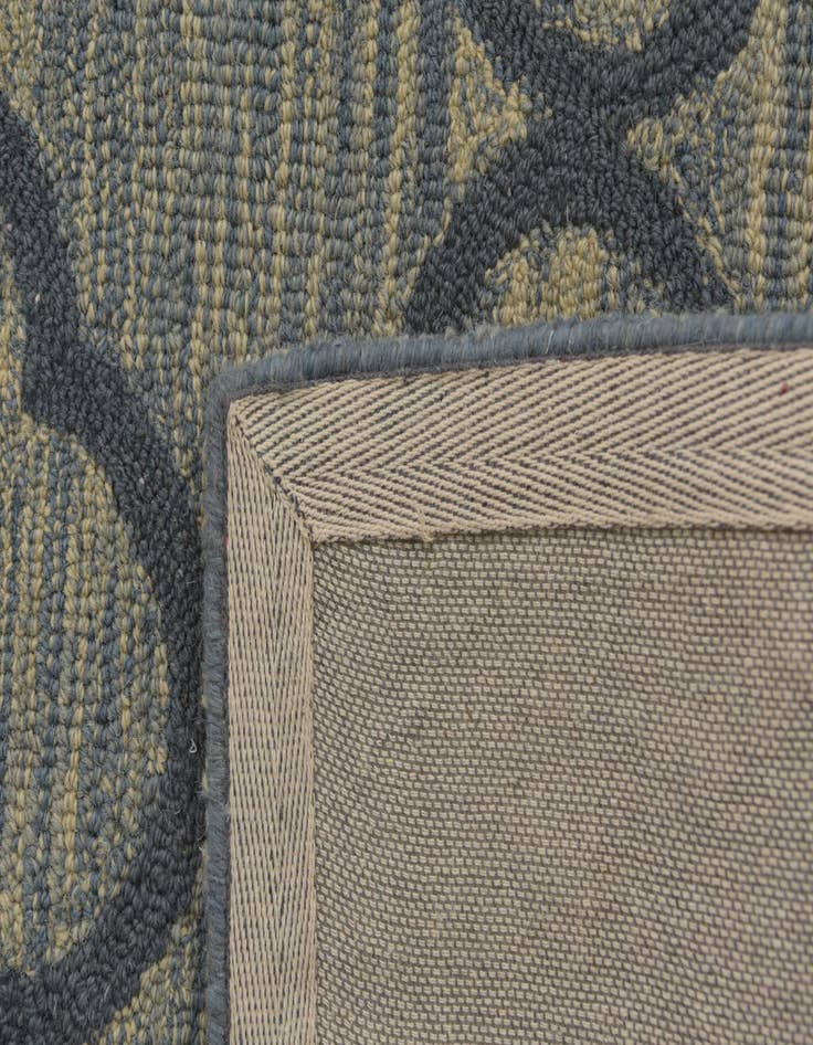 Detail image of 5' 1 x 8' Luna Rug