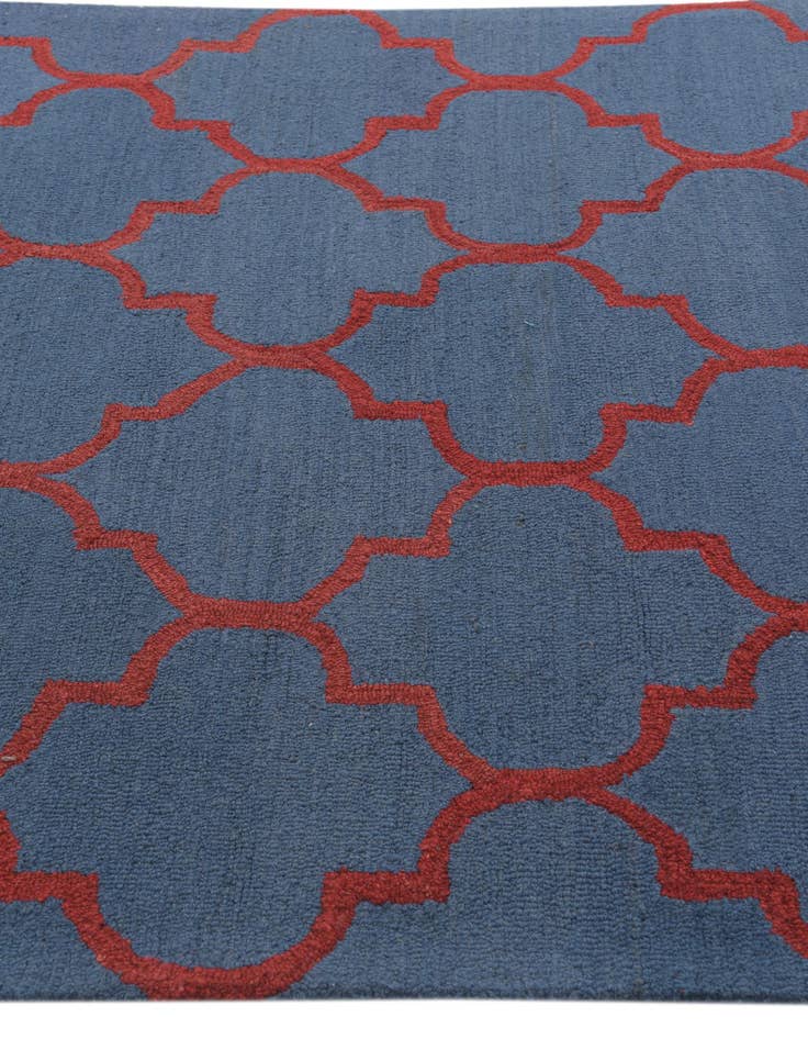 Detail image of 5' x 8' Luna Wool Rug