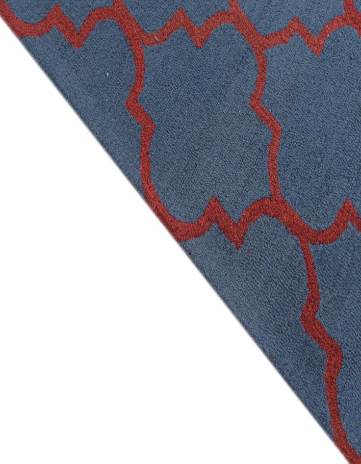 Detail image of 5' x 8' Luna Wool Rug