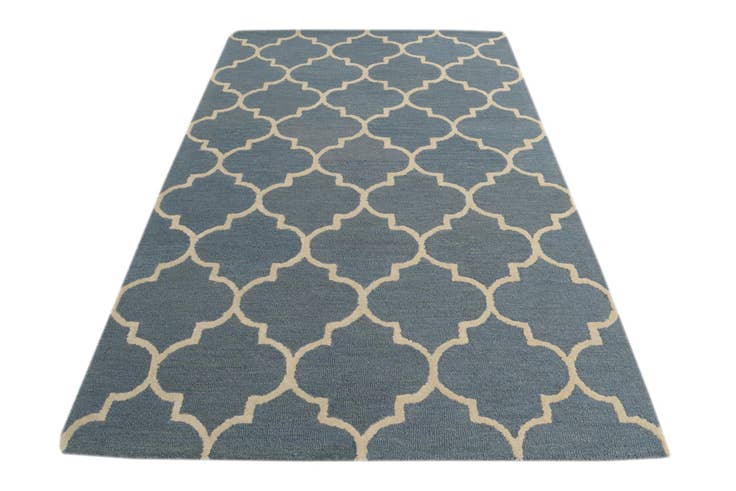 Detail image of 5' 1 x 8' Luna Wool Rug