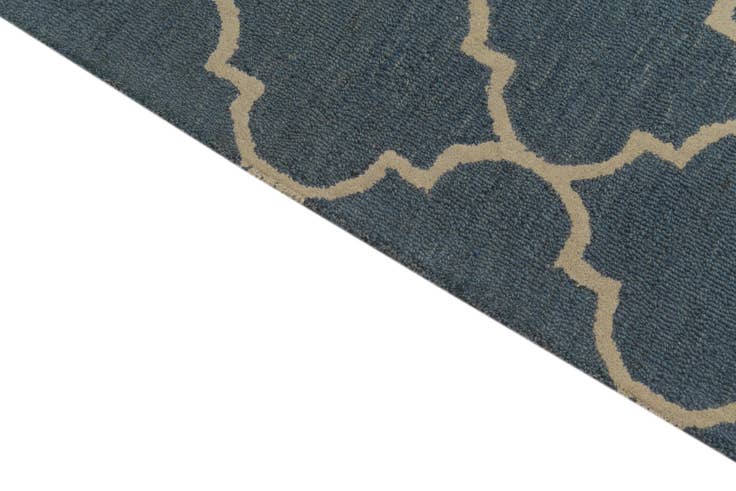 Detail image of 5' 1 x 8' Luna Wool Rug