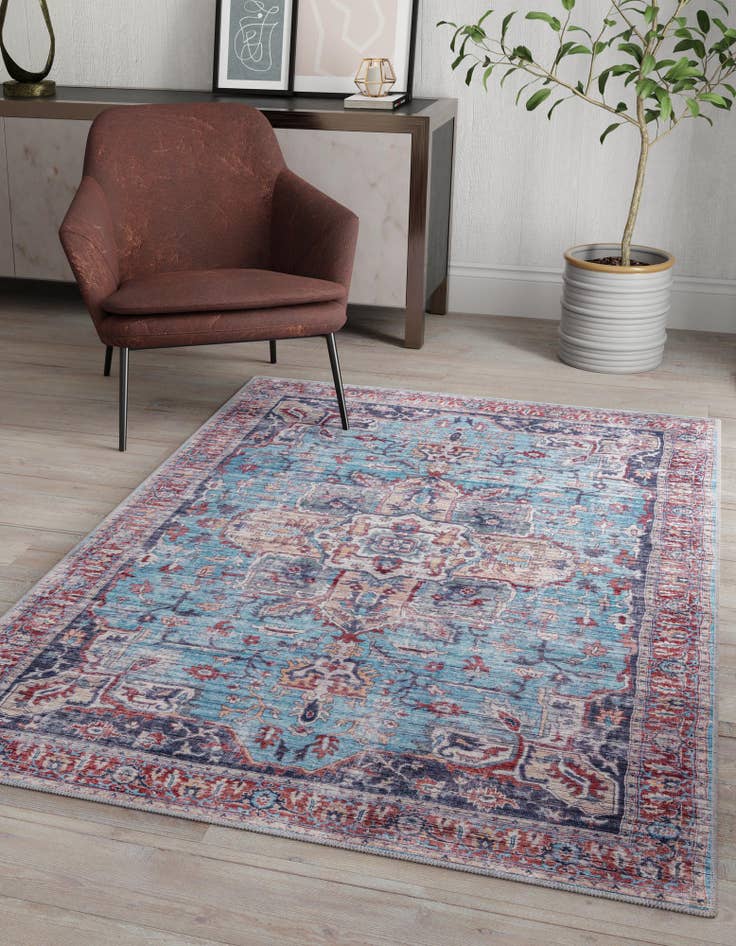 Detail image of 7' 3 x 10' Washable Maahru Rug