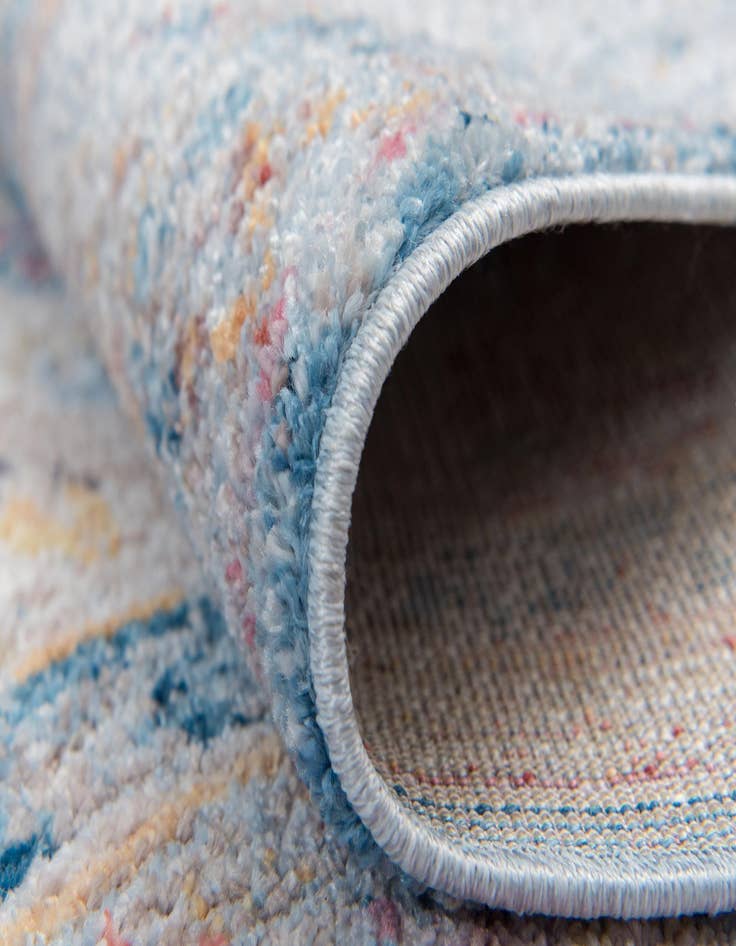 Detail image of 8' x 10' Madrid Rug