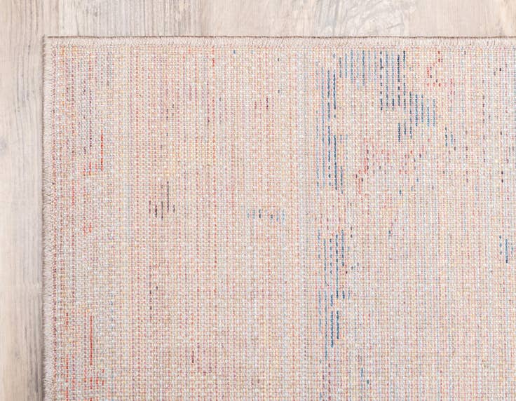 Detail image of 4' x 6' Madrid Rug