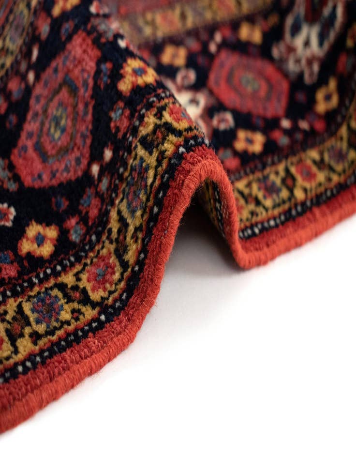 Detail image of 5' 1 x 6' 3 Hand Knotted Malayer Persian Rug