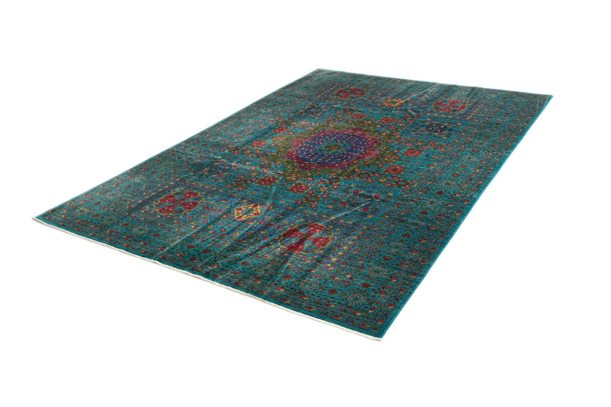 6' 10 x 10' Mamluk Wool Rug