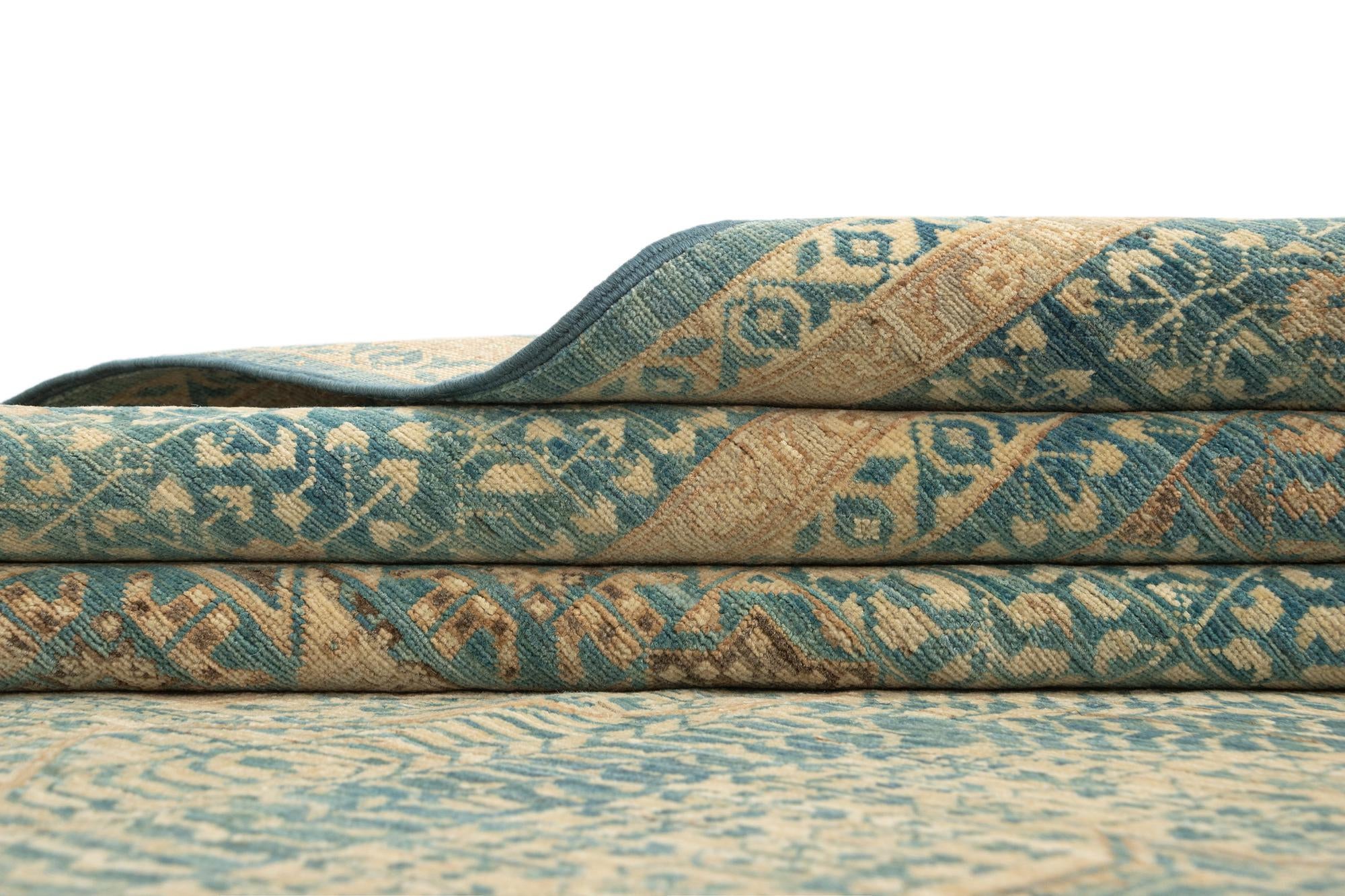 8' 2 x 10' 2 Mamluk Rug