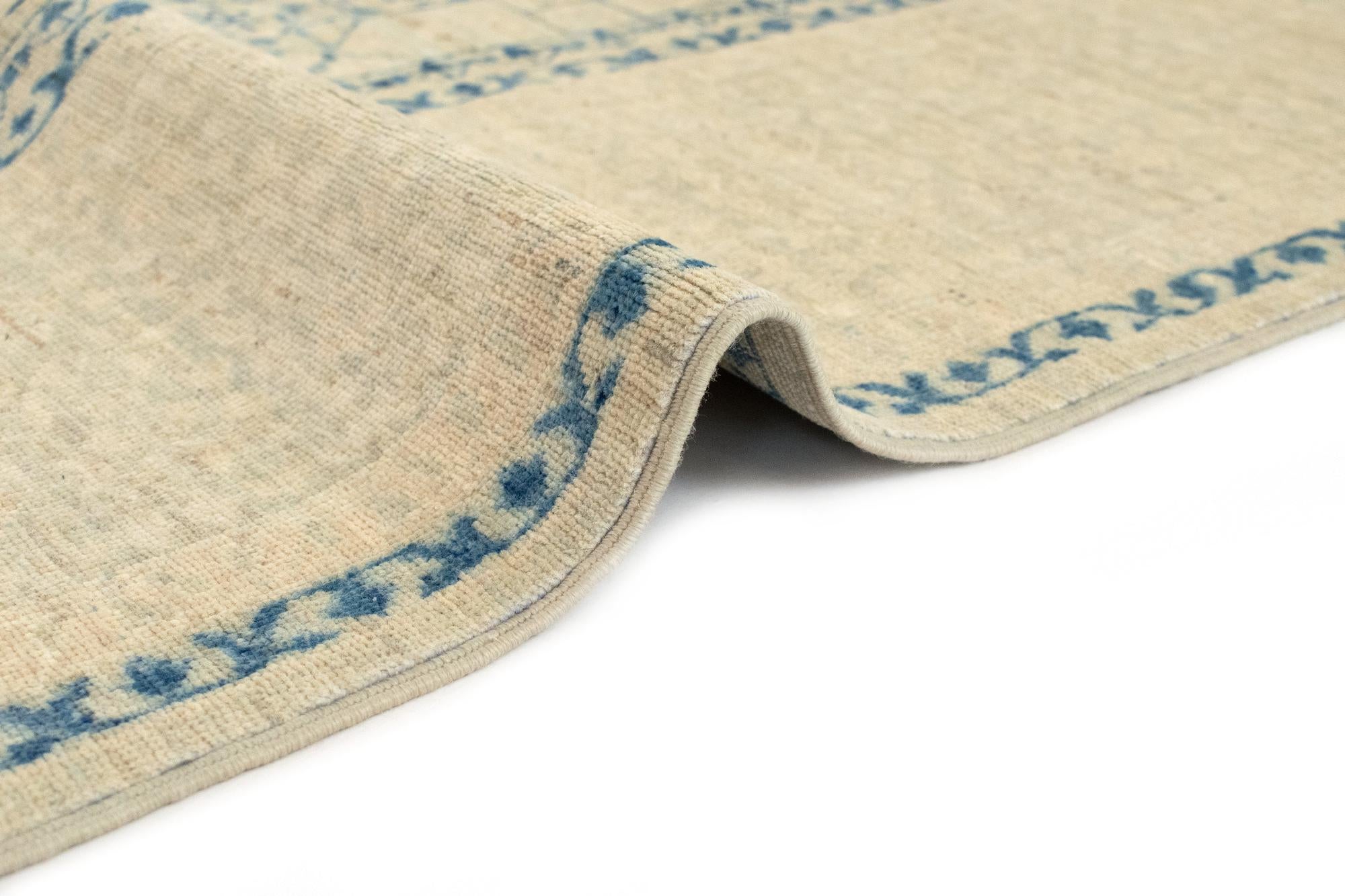 5' 9 x 7' 7 Mamluk Wool Rug