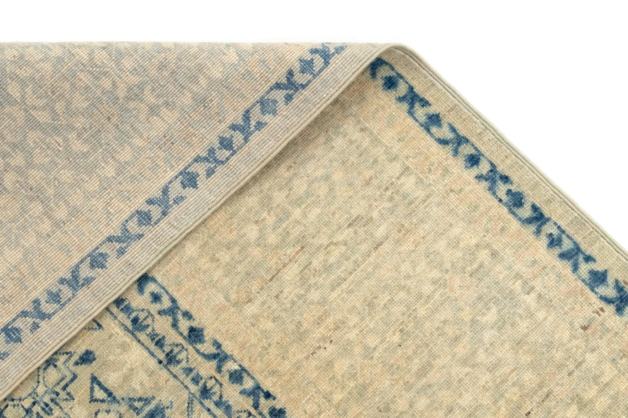 5' 9 x 7' 7 Mamluk Wool Rug