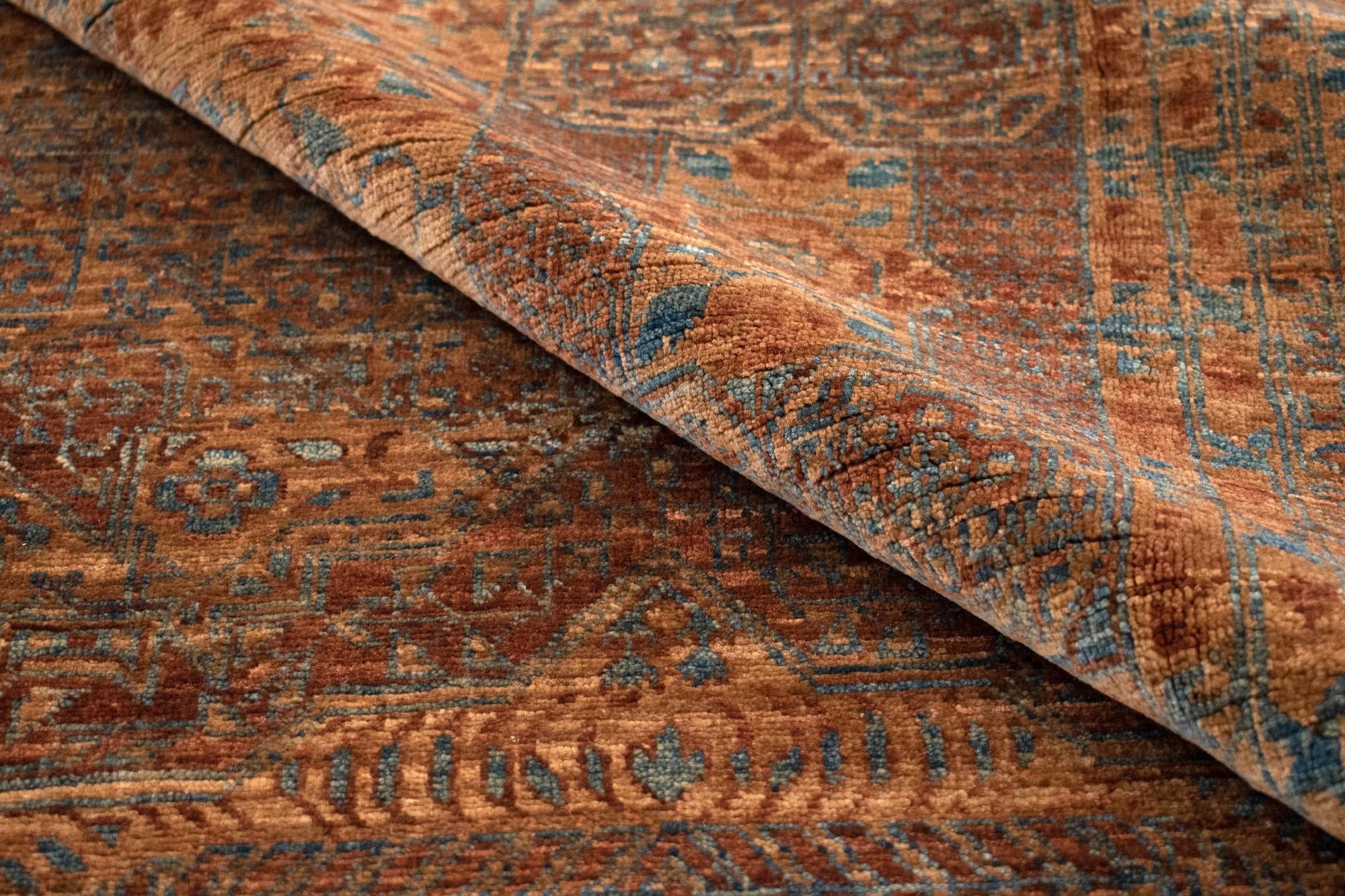 5' 11 x 9' 3 Mamluk Wool Rug