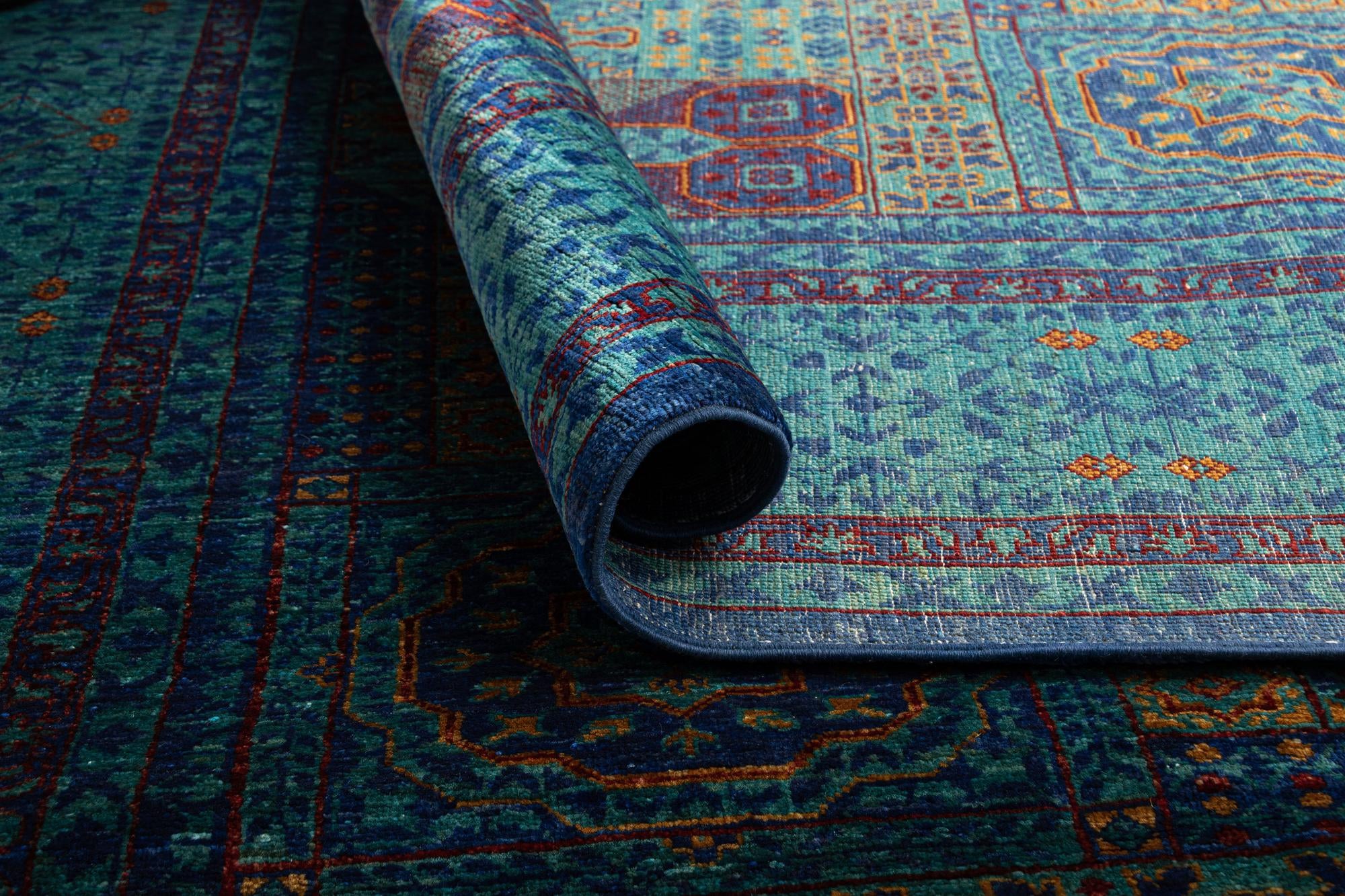 7' x 10' Mamluk Rug