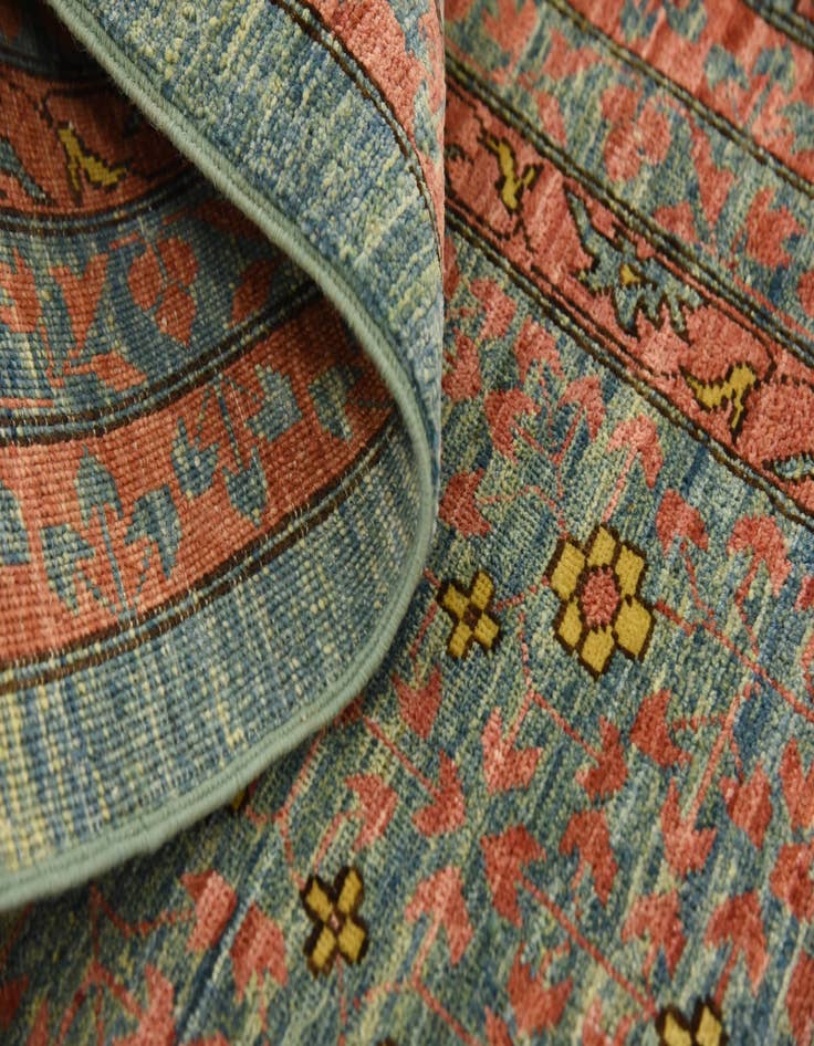 Detail image of 9' 10 x 13' 10  Hand Knotted Mamluk Ziegler Oriental Rug