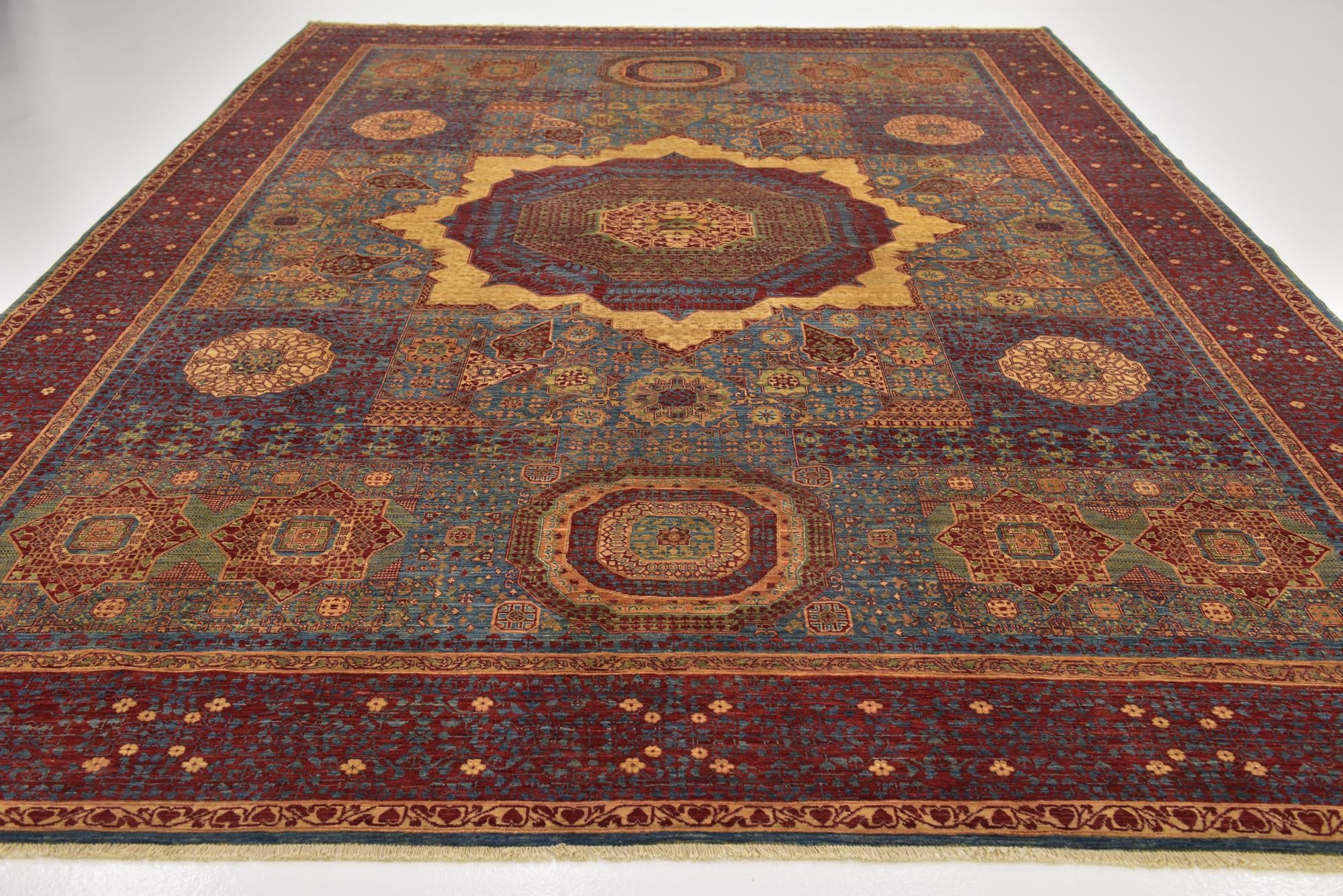 9' 10 x 14' Hand Knotted Mamluk Ziegler Rug