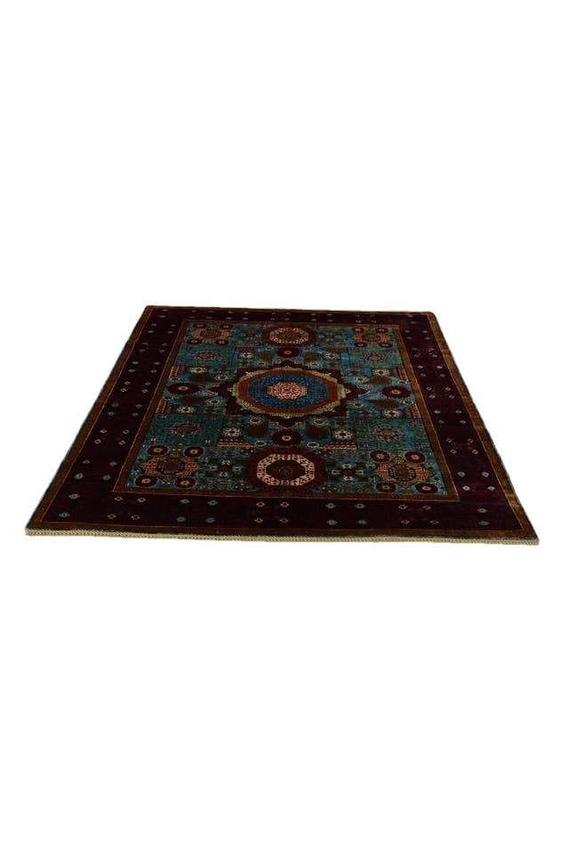 Detail image of 5' 9 x 7' 10 Hand Knotted Mamluk Ziegler Rug