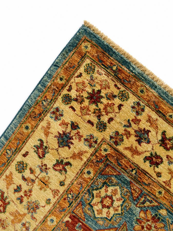 Detail image of 5' x 6' 7 Hand Knotted Mamluk Ziegler Rug
