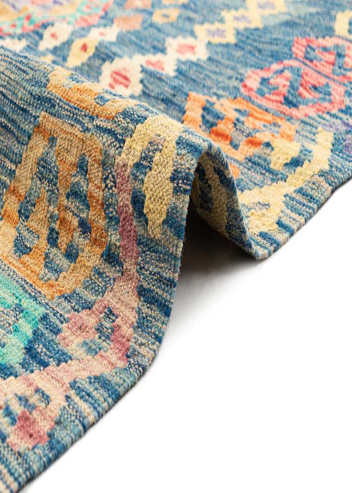 6' 11 x 9' 7 Hand Knotted Marok Kilim Rug