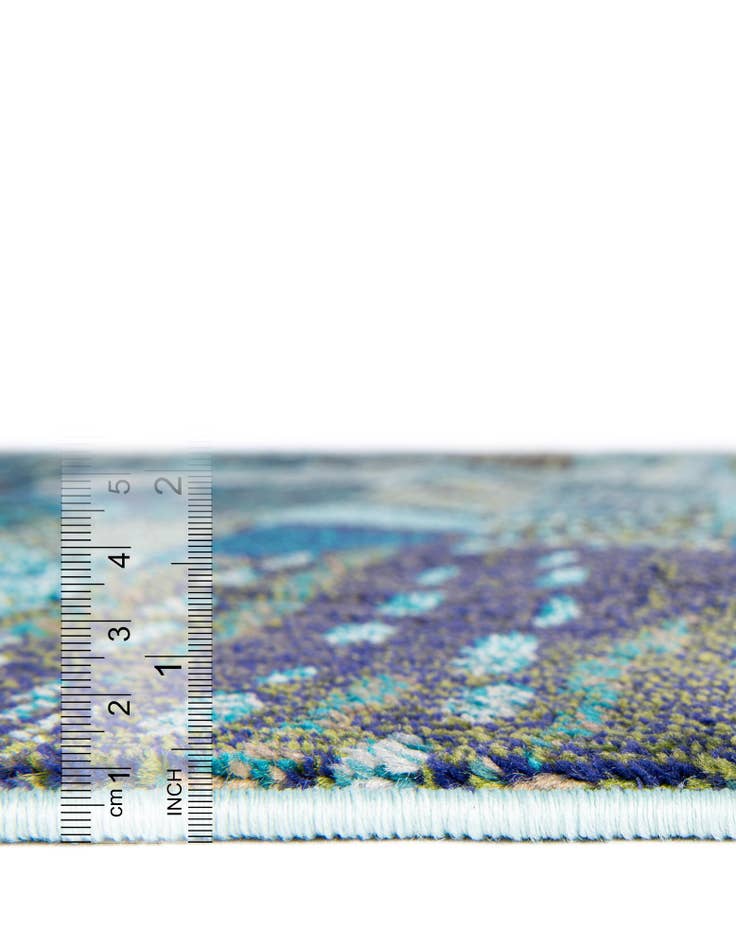 Detail image of 9' x 12' Washable Mesa Rug