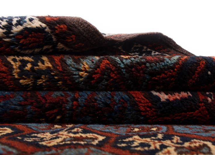 Detail image of 3' 8 x 5' 10 Mianeh Wool Rug