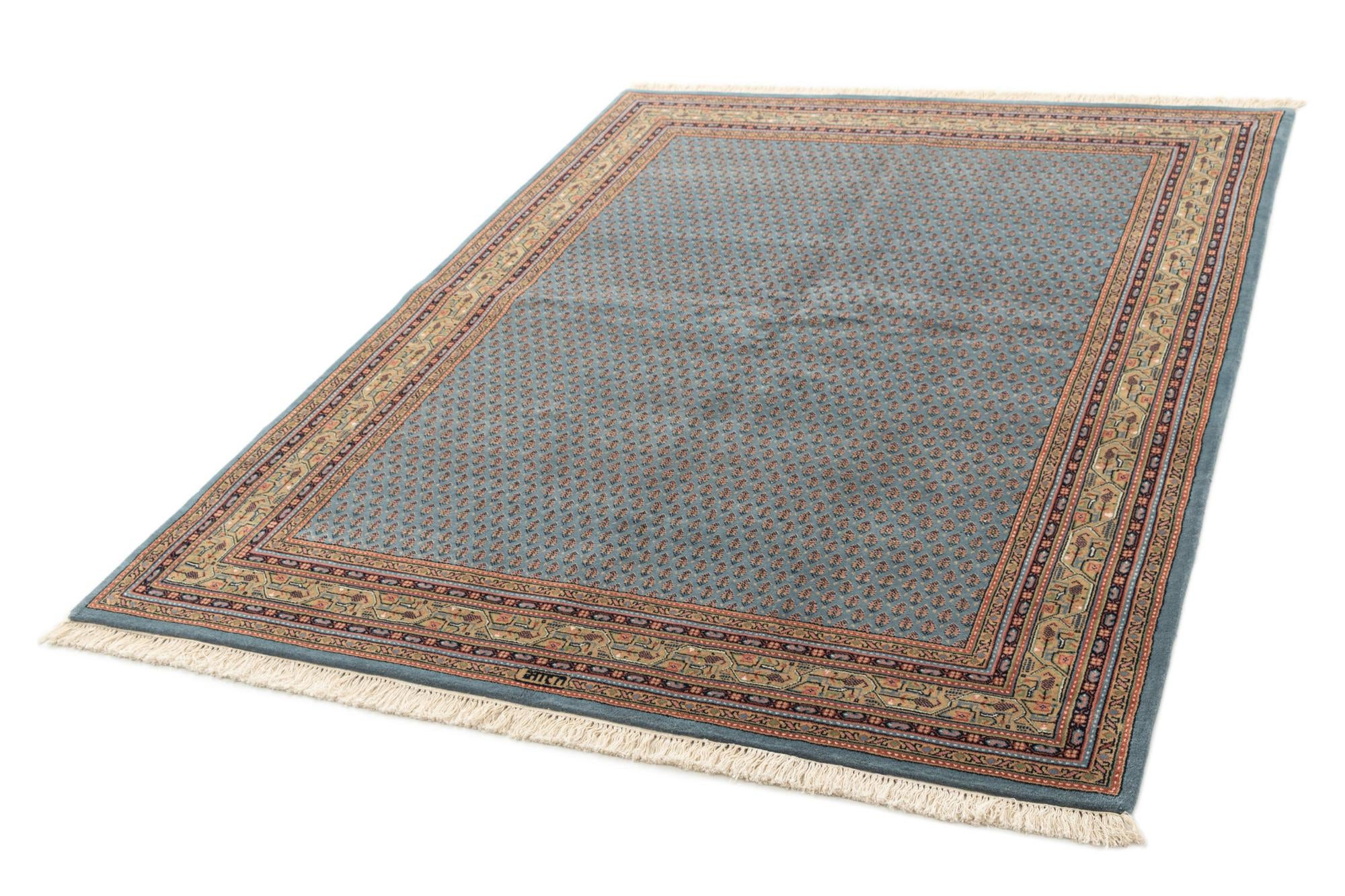 5' 9 x 7' 10 Mir Rug