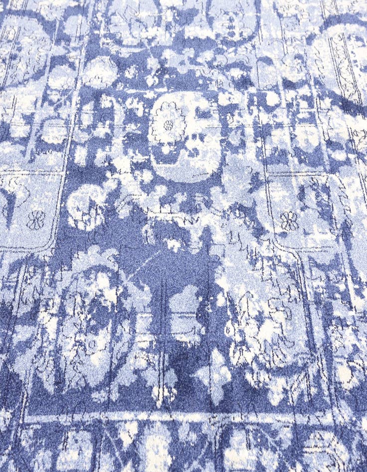 Detail image of 6' 7 x 9' 7 Miranda Rug