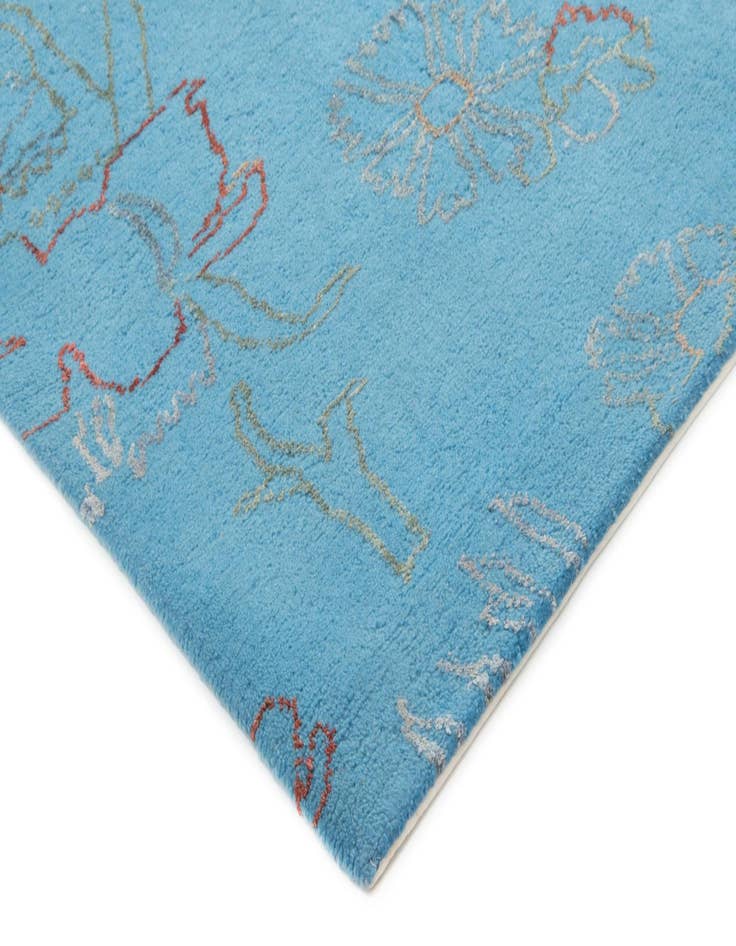 Detail image of 7' 5 x 9' 9  Hand Knotted Modern Nehmo Rug