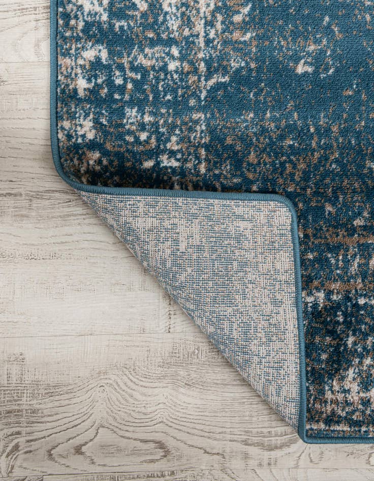 Detail image of 7' 10 x 10' Monaco Rug