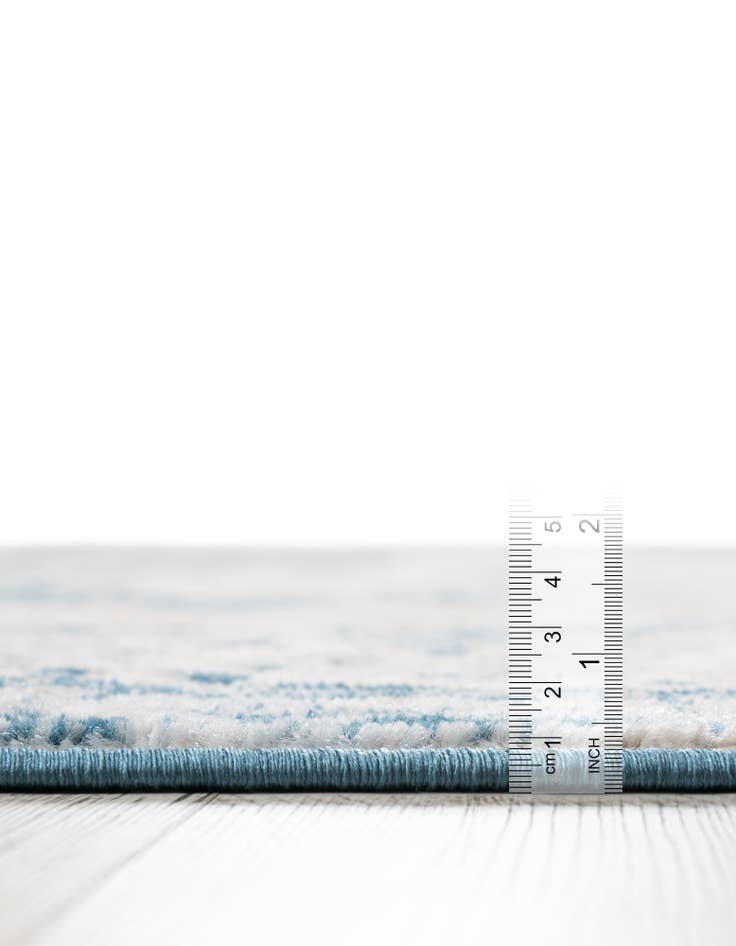 Detail image of 5' 3 x 8' Monaco Rug With Pad Bundle