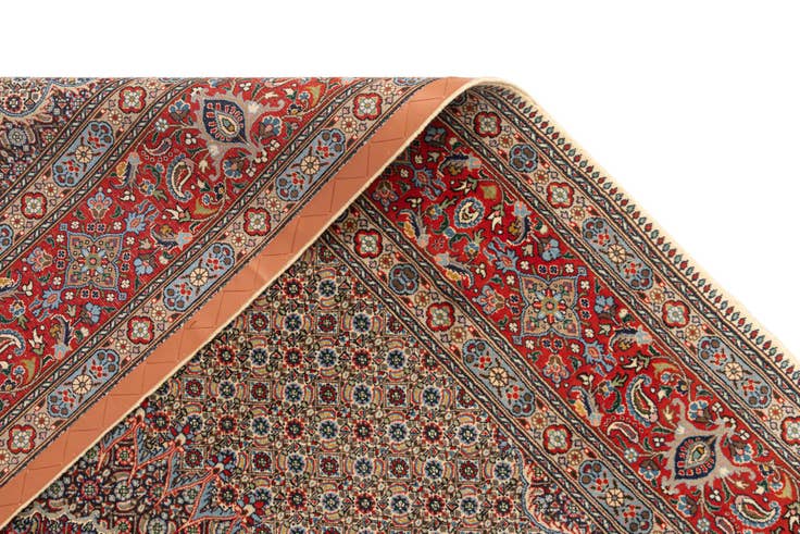 Detail image of 6' 6 x 9' 7 Mood Wool Rug