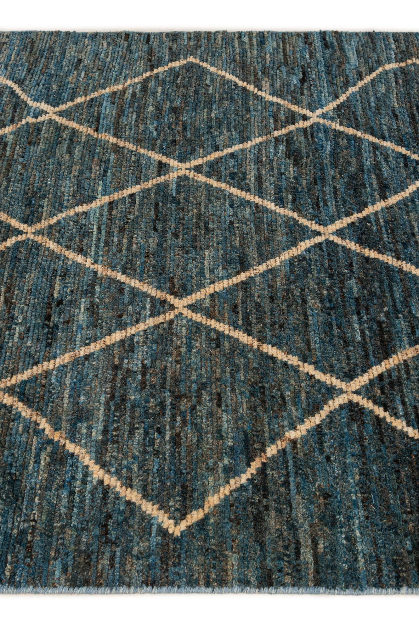 4' 10 x 5' 11 Hand Knotted Moroccan Wool Rug
