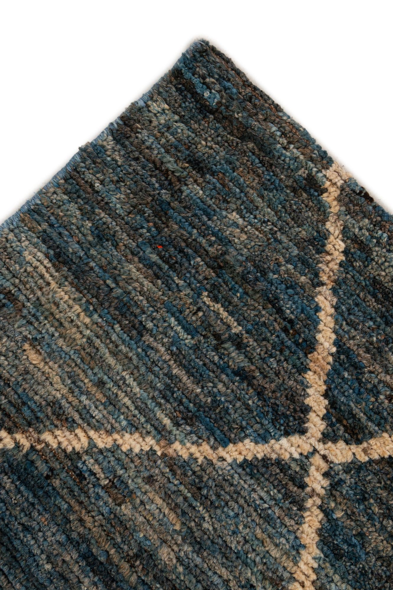 4' 10 x 5' 11 Hand Knotted Moroccan Wool Rug