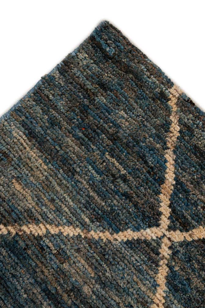 4' 10 x 5' 11 Hand Knotted Moroccan Wool Rug