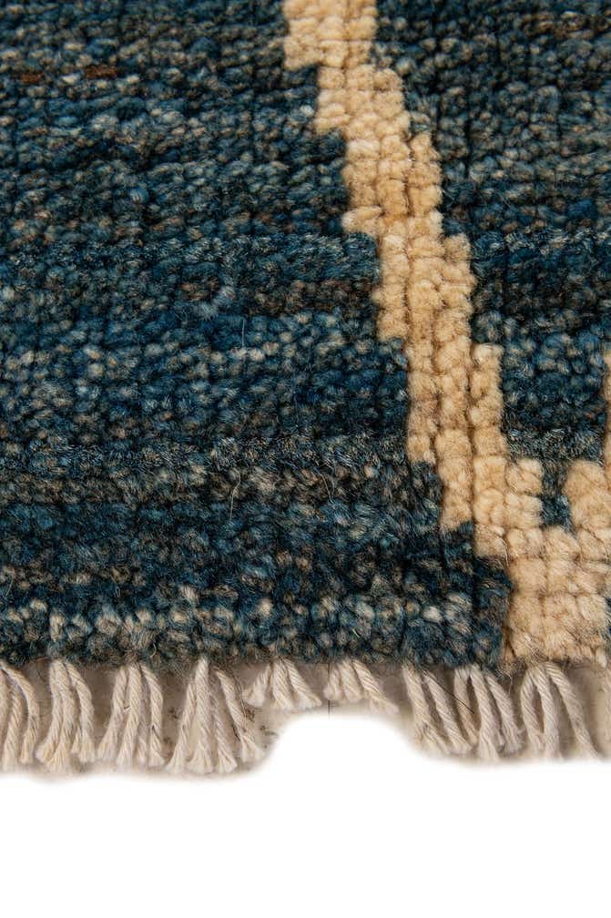 5' 2 x 6' 7 Hand Knotted Moroccan Wool Rug