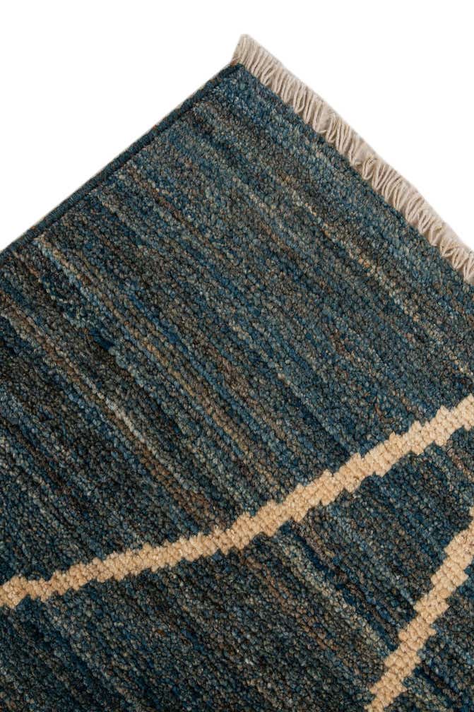 5' 2 x 6' 7 Hand Knotted Moroccan Wool Rug