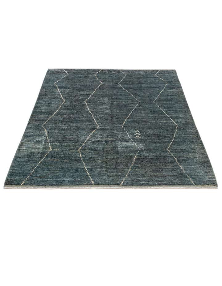 4' 5 x 6' 7 Hand Knotted Moroccan Wool Rug