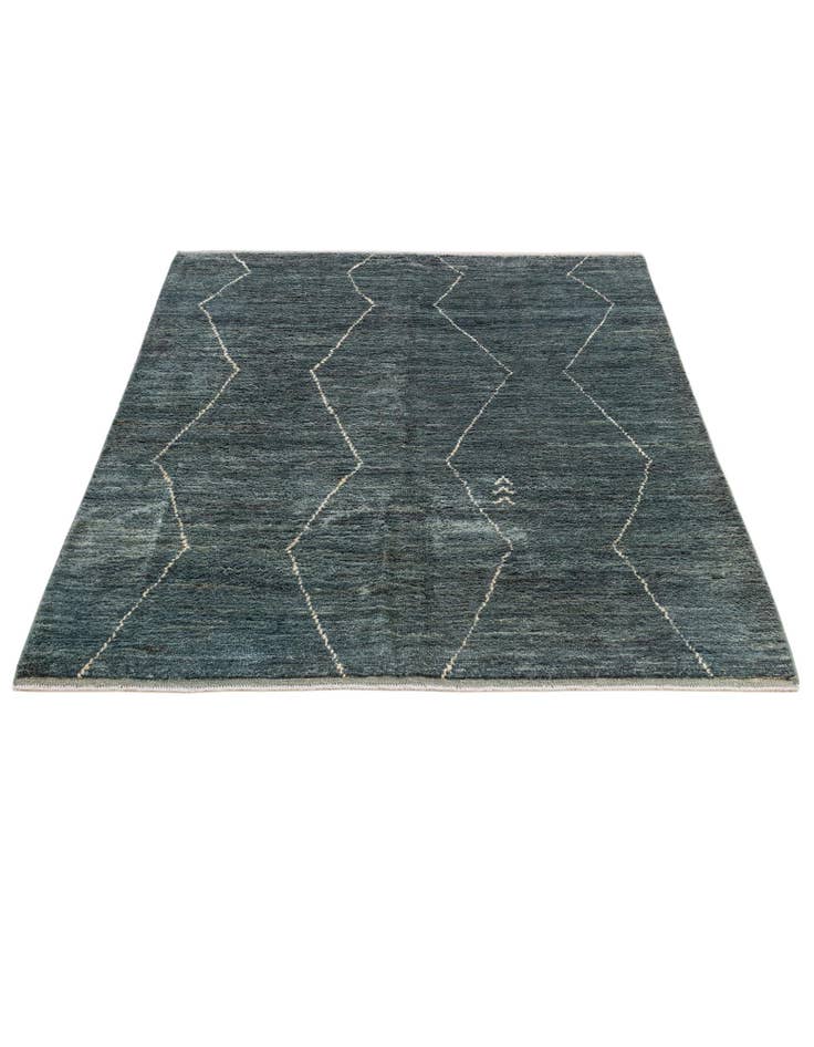 Detail image of 4' 5 x 6' 7 Hand Knotted Moroccan Wool Rug