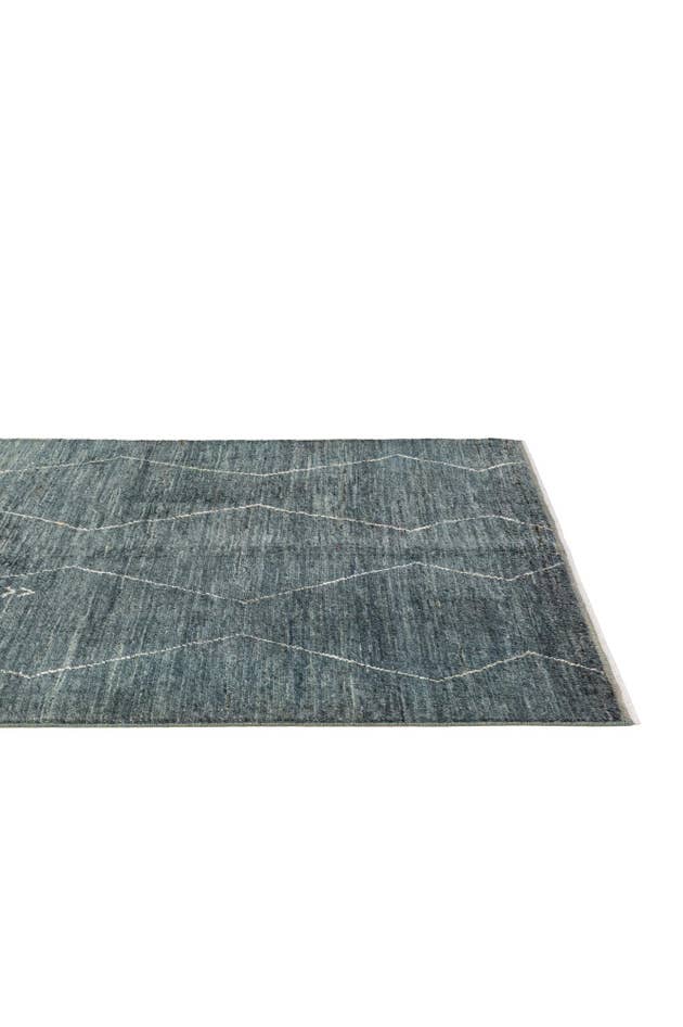Detail image of 4' 5 x 6' 7 Hand Knotted Moroccan Wool Rug