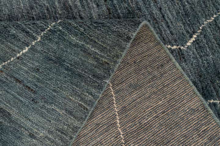 4' 5 x 6' 7 Hand Knotted Moroccan Wool Rug