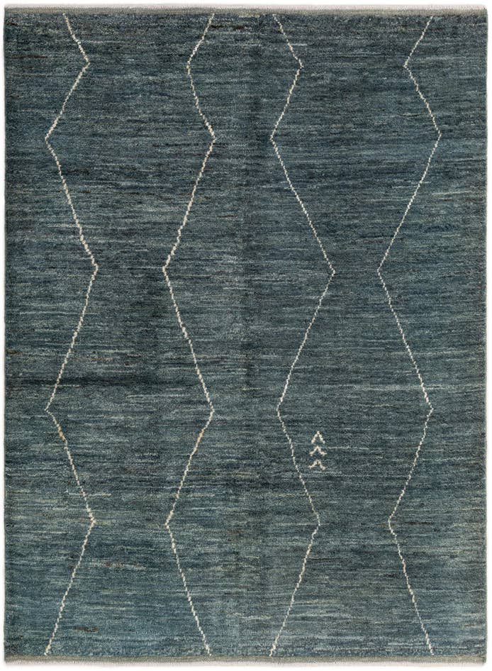 Detail image of 4' 5 x 6' 7 Hand Knotted Moroccan Wool Rug